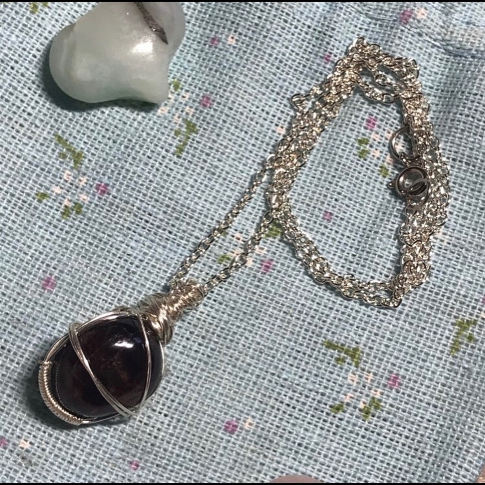 Garnet pendant